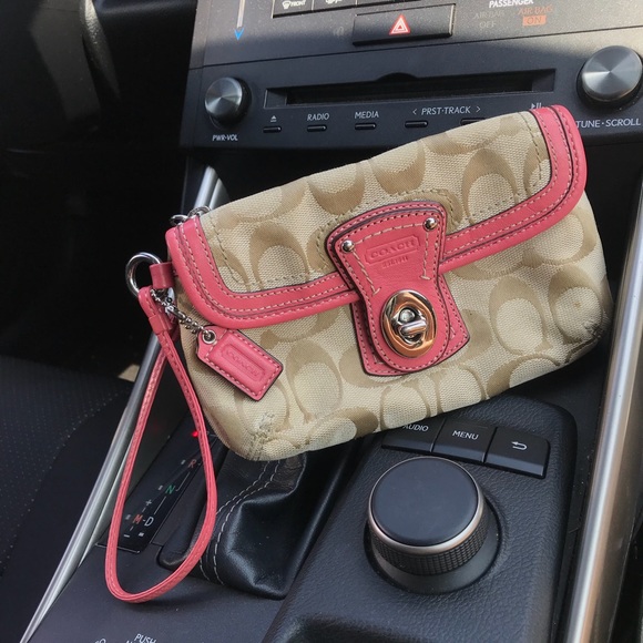 Coach Wristlet - Picture 1 of 7